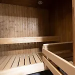 Appartement 2ndhomes Spacious & 3br With Sauna & Balcony