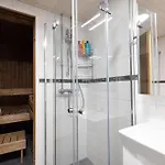 2ndhomes Spacious & 3br With Sauna & Balcony *