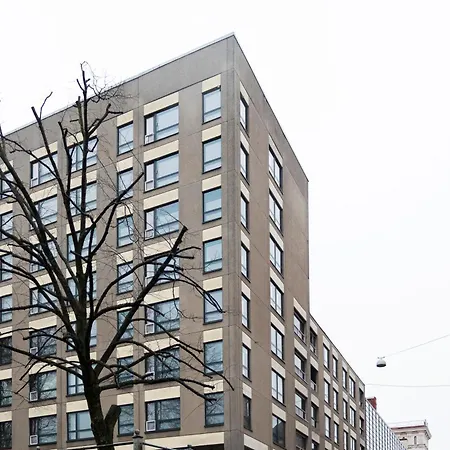2ndhomes Spacious & 3br With Sauna & Balcony *