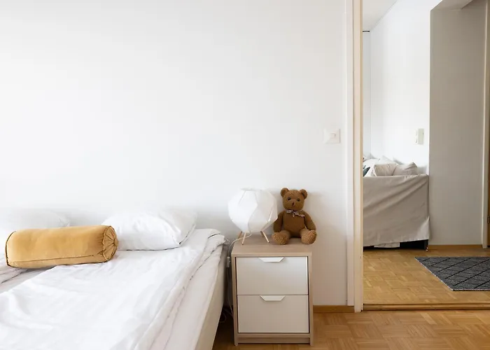 2ndhomes Spacious & 3br With Sauna & Balcony *