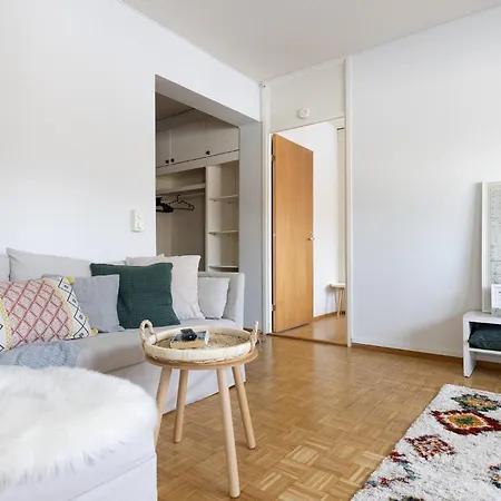 2ndhomes Spacious & 3br With Sauna & Balcony Helsinky